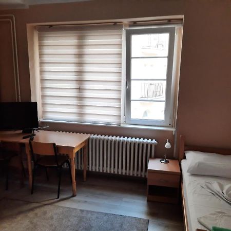 בלגרד Petar Drapsin Hostel מראה חיצוני תמונה