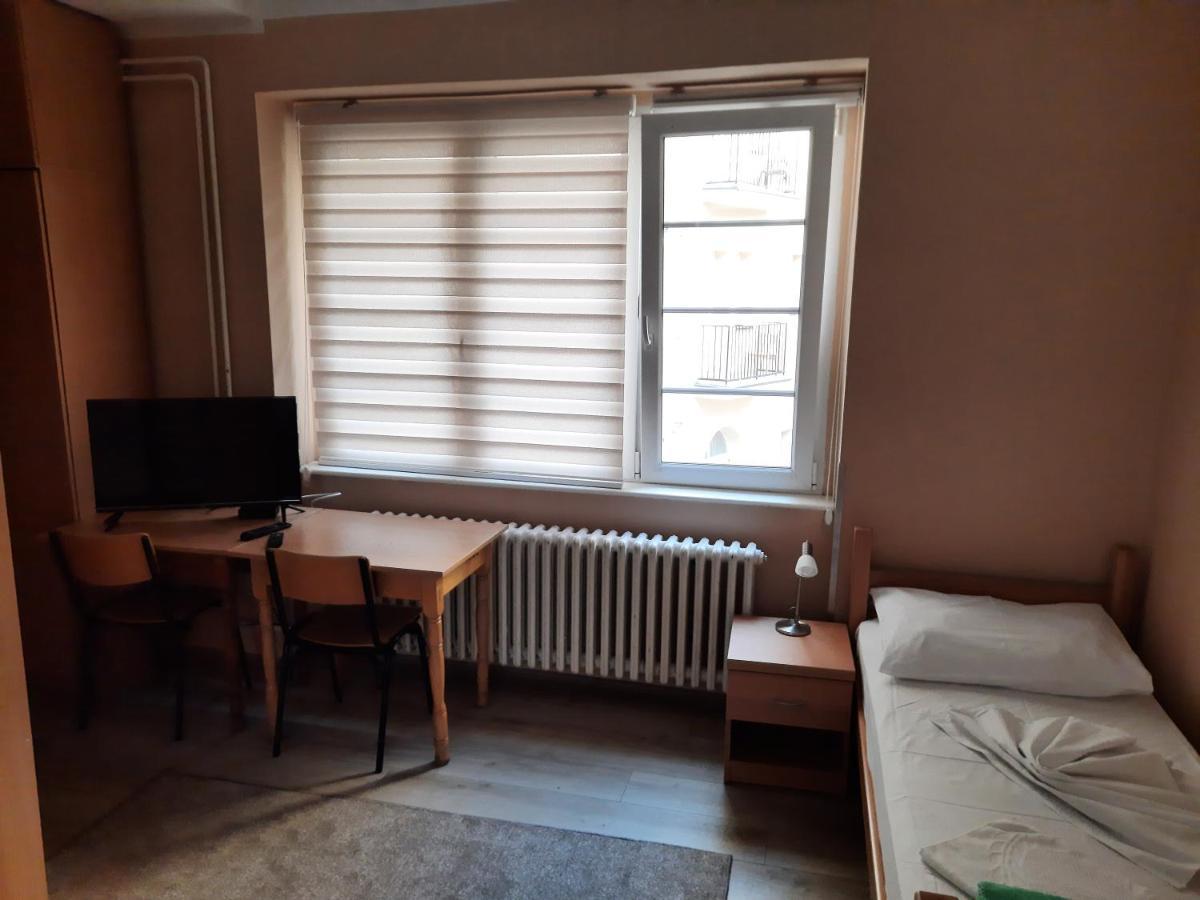 בלגרד Petar Drapsin Hostel מראה חיצוני תמונה